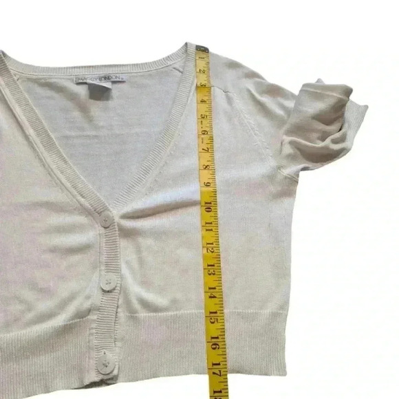 Maggy London Cardigan Preppy Academic Women Med Twee Dainty Silk V Neck Cream - Picture 10 of 10